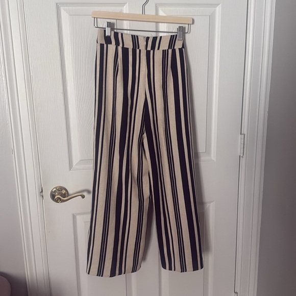 MAJORELLE Black and Cream Striped Wide-Leg Pants medium crop ankle - Picture 3 of 3
